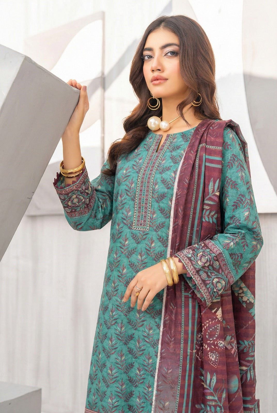 3 Piece Sabeen Premium Khaddar Unstitched Suit - 1327