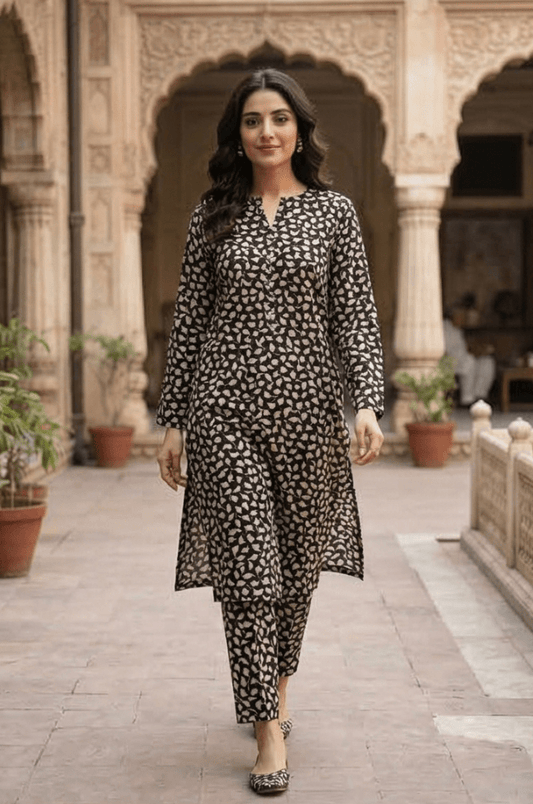 2 Piece Lawn All Over Unstitched Suit - 4418